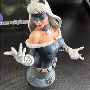 Marvel Premier Collection Black Cat Statue Bust Diamond Select‎ Toys Comics